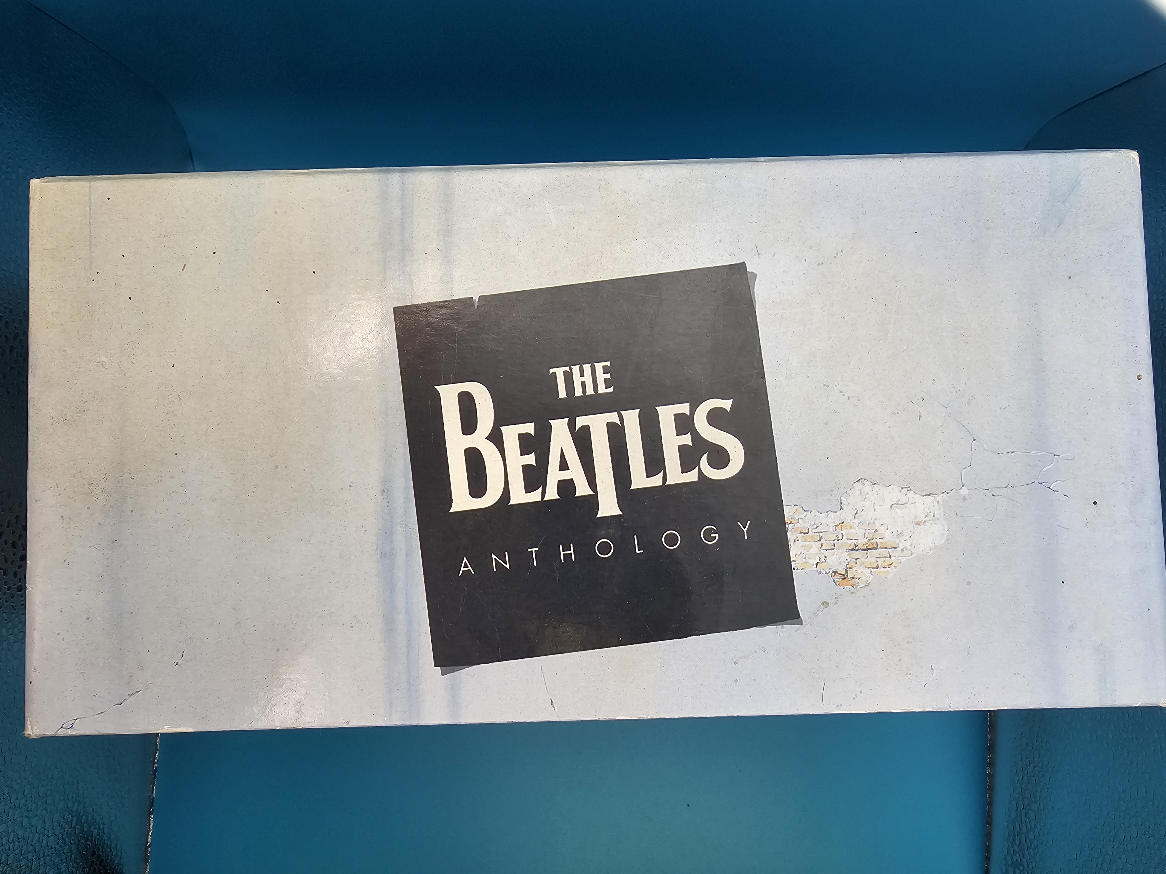 The Beatles Anthology 8 Video Box Set in mint condition - Image 3 of 7