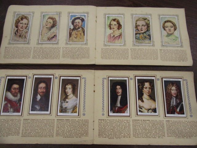 Vintage cigarette card books, loose modern cards and a bag of circulated stamps - Image 10 of 11