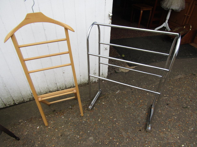 vanity stand and metal towel rail