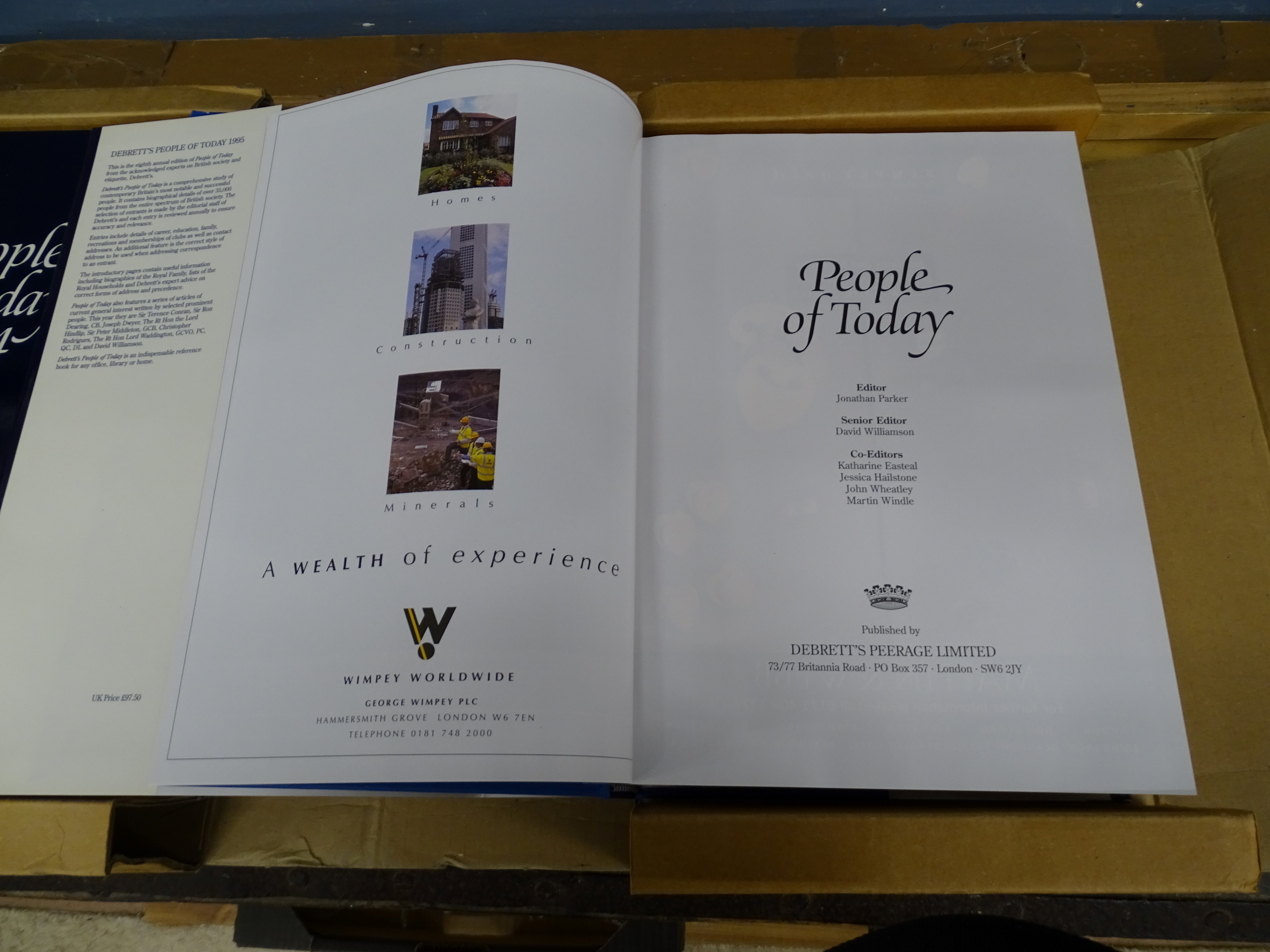 Debretts 'People of Today' 1994 and 1995 hardback books - Image 4 of 4