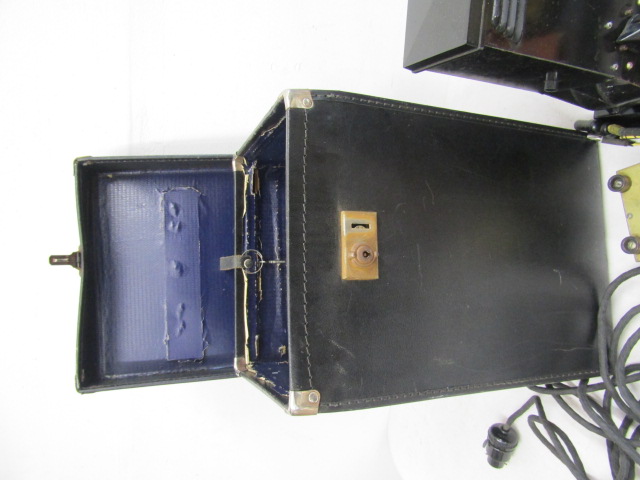 Pathescope H,9.S projector in original case with key and instruction book along with a box 30 9.5 - Image 13 of 13
