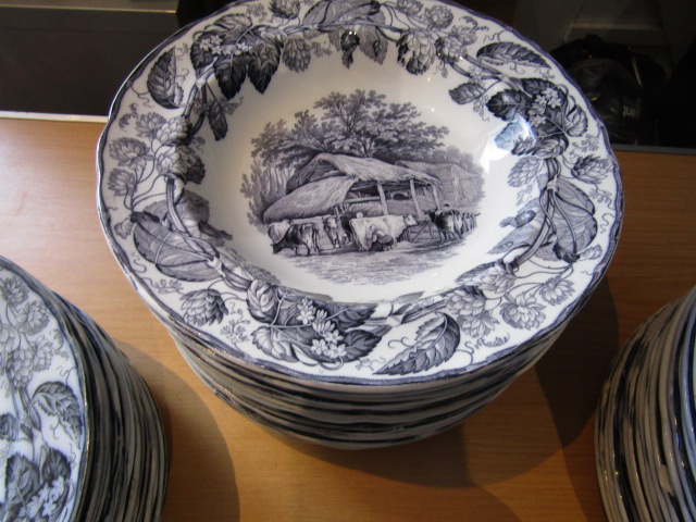 Copeland Spode 'Rural Scenes' dinner service approx 100 pieces inc large turkey plate and huge - Image 25 of 36