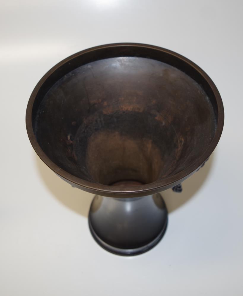 Japanese bronze twin handle vase - Image 3 of 3
