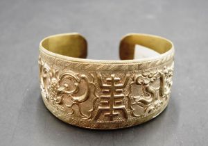 Chinese silvered brass decorated bangle