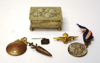 Group of military & other collectables