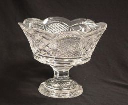 Good Waterford Crystal 'Watcen' centrepiece bowl