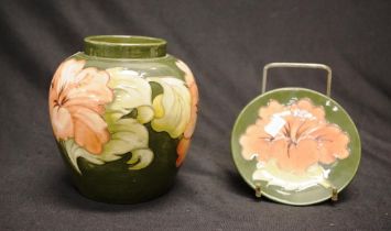 Moorcroft 'Hibiscus' table vase & dish