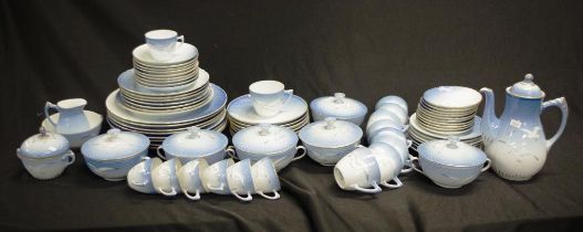 Extensive Bing & Grondahl dinner set