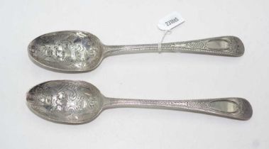 George III pair sterling silver face spoons