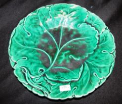 Newtone Australia green leaf pottery serving plate