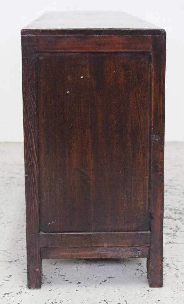 Oriental 2 door side cabinet - Image 4 of 4
