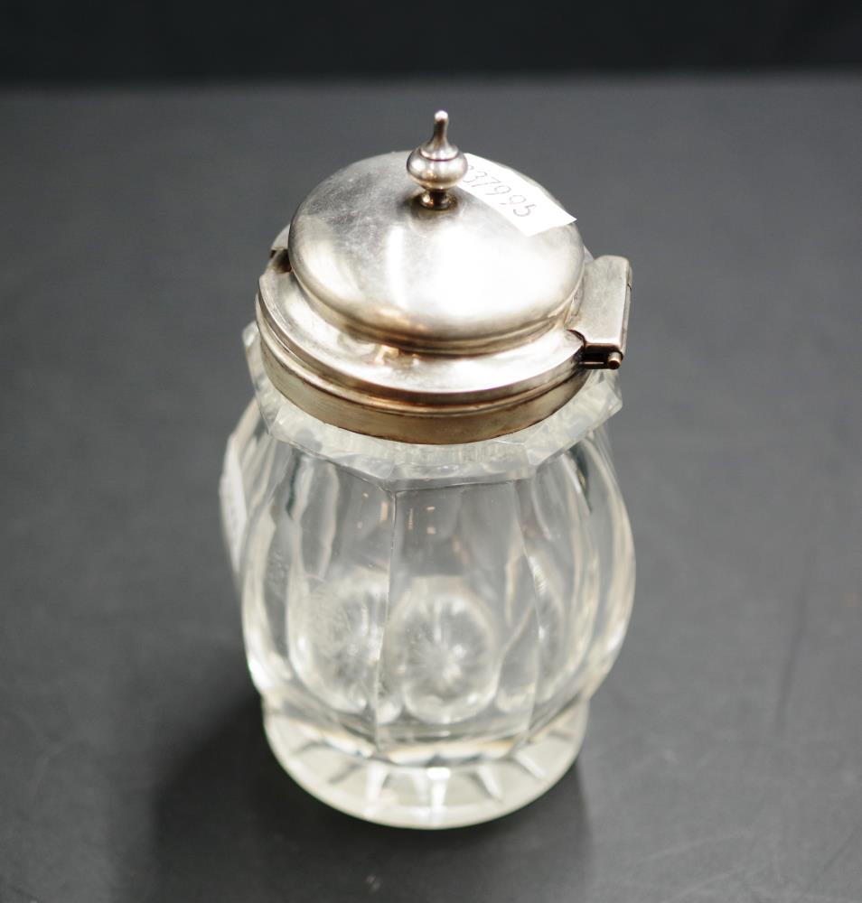 Sterling silver top cut crystal mustard pot - Image 2 of 3