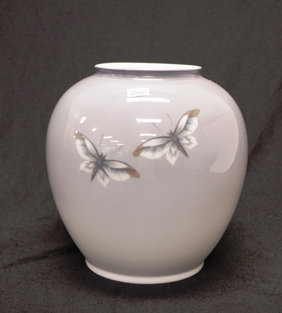 Royal Copenhagen butterfly decorated table vase - Image 4 of 7