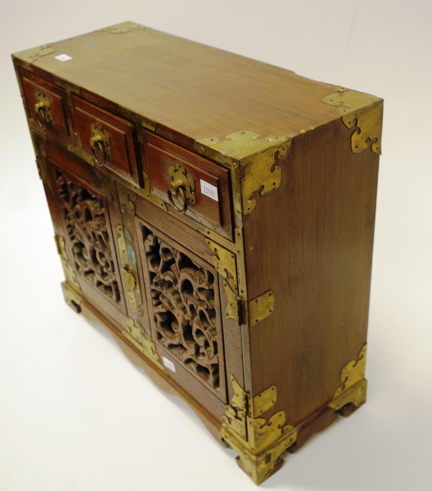 Chinese carved timber miniature jewellery cabinet - Image 4 of 4