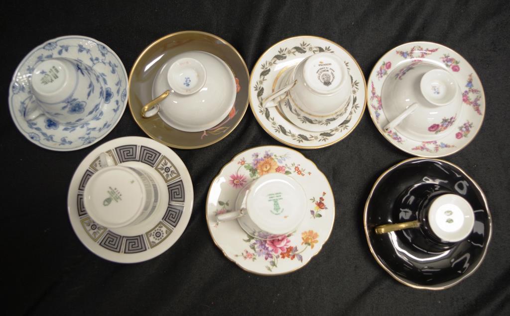 Seven various decorated coffee cups & saucers - Bild 4 aus 4