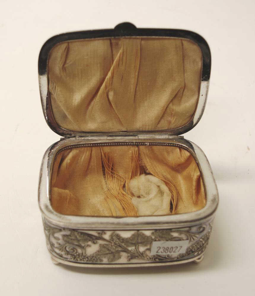 American silver plate lidded trinket box - Image 3 of 4