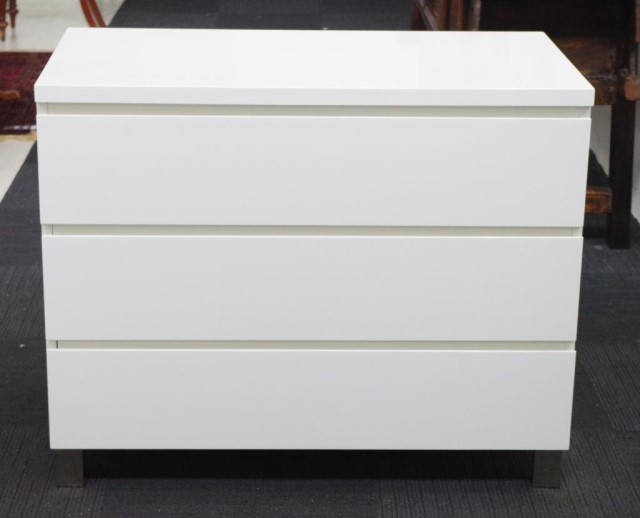 Contemporary chest of drawers - Image 2 of 3