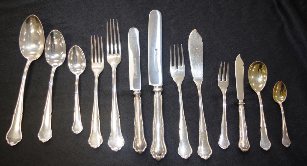 Extensive German silver & gilt cutlery set - Image 7 of 11