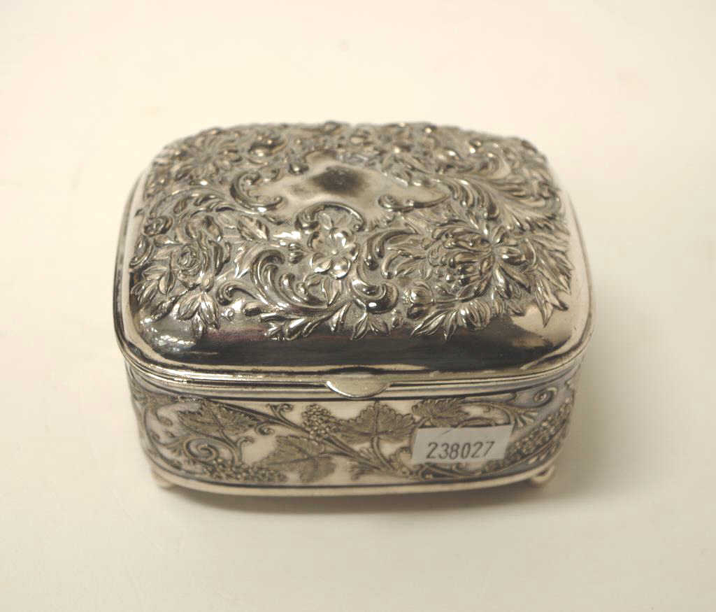 American silver plate lidded trinket box - Image 2 of 4