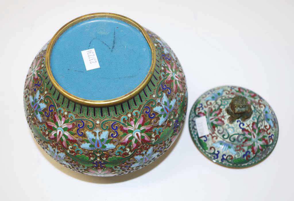 Chinese cloisonne lidded jar - Image 3 of 3