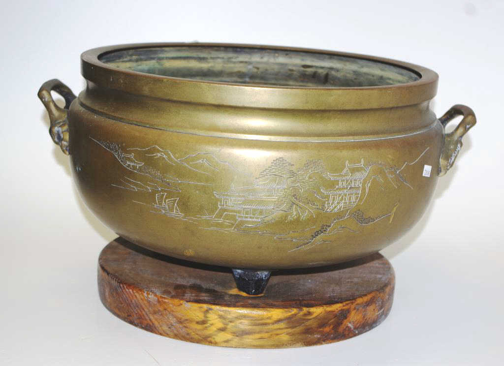 Large Chinese brass jardiniere