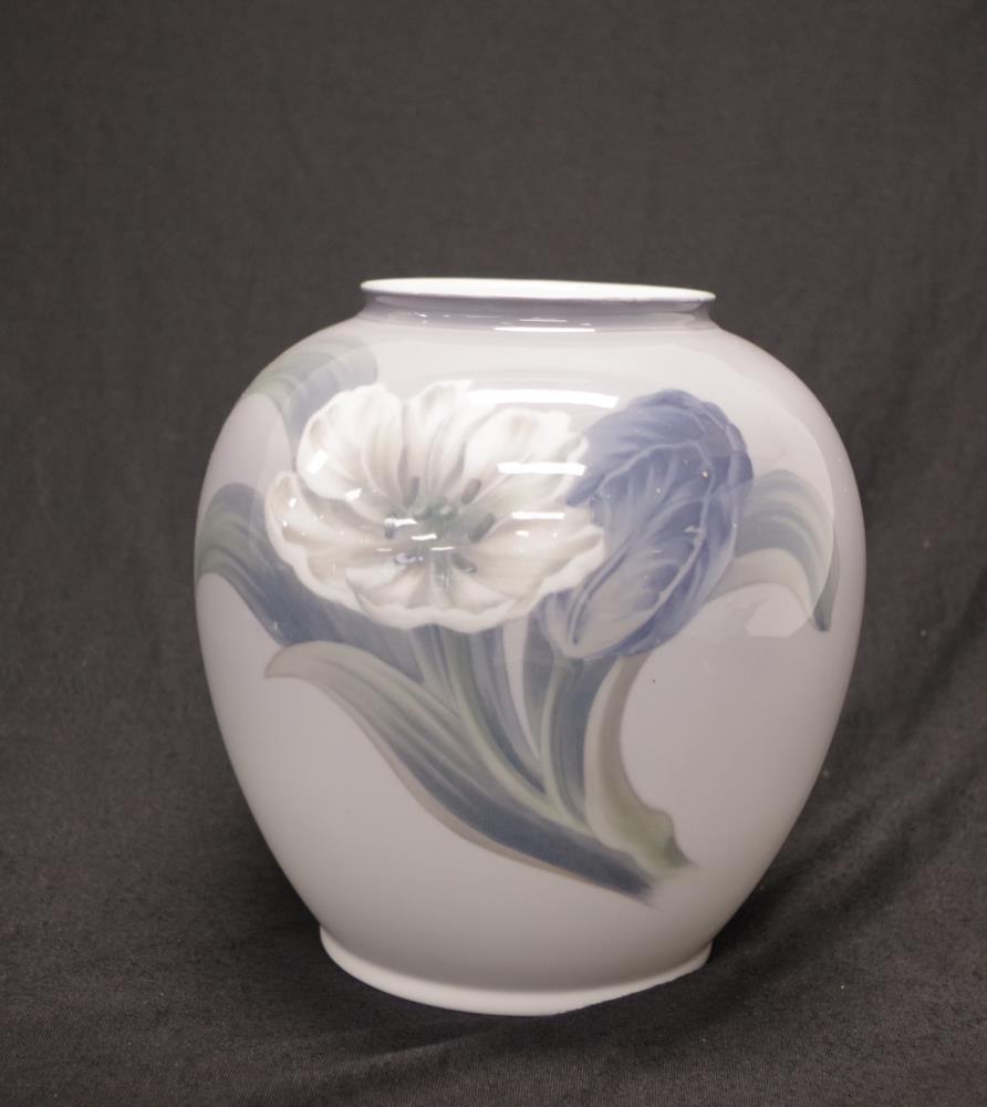 Royal Copenhagen butterfly decorated table vase - Image 3 of 7