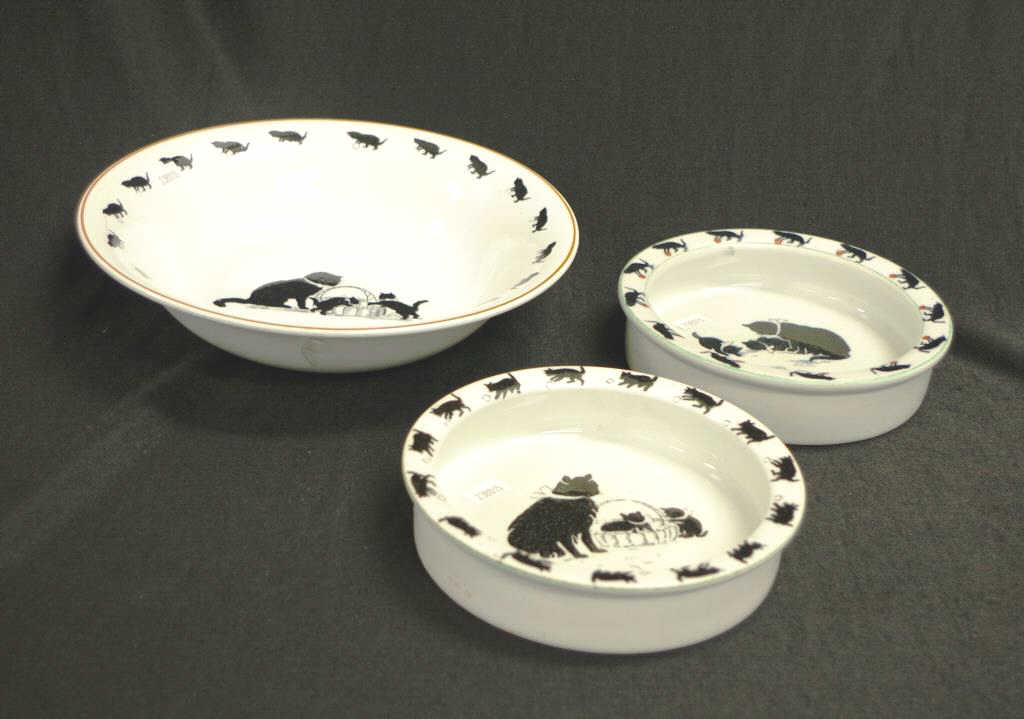 Three 1930's Grimwades "Black Cat" bowls - Image 2 of 3