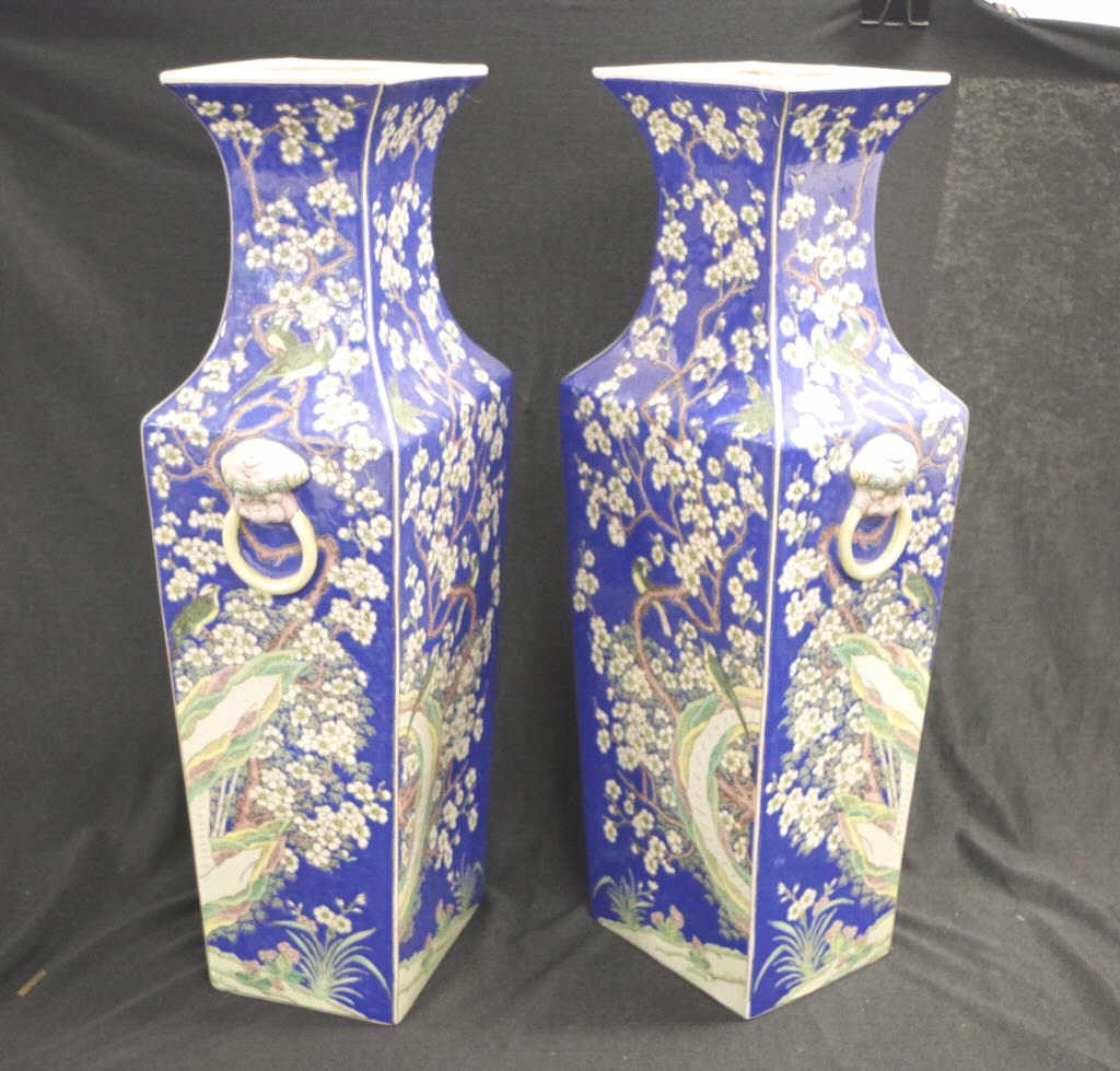 Pair of large Chinese pottery vases - Image 3 of 5