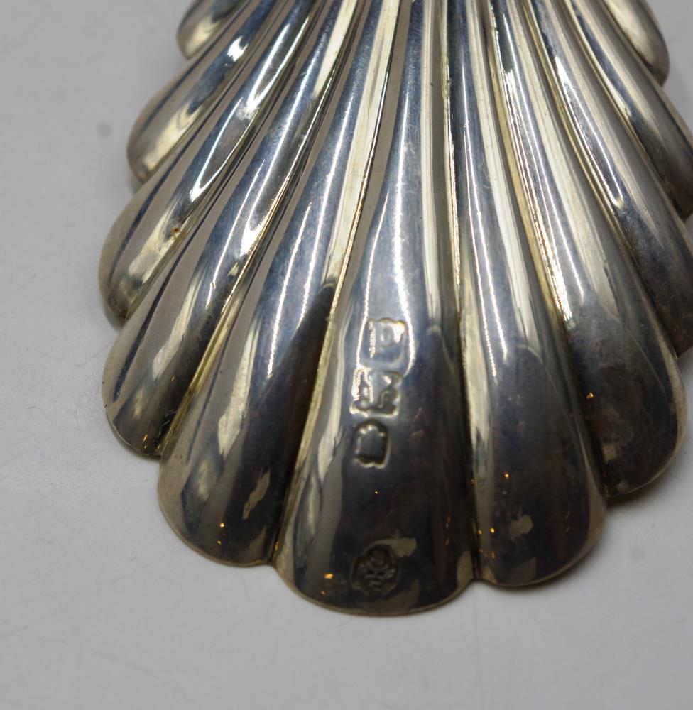 Cased pair Victorian sterling serving spoons - Image 2 of 4