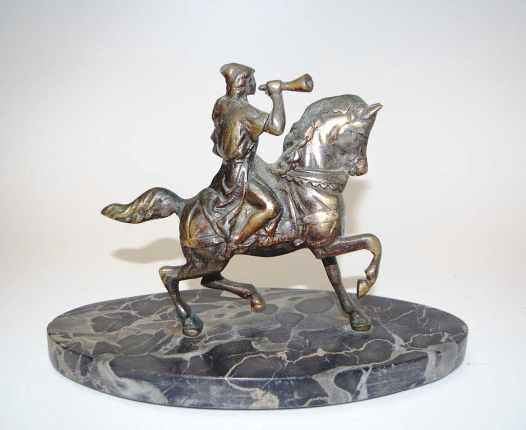 Bronzed figure of a man on horseback - Image 2 of 2