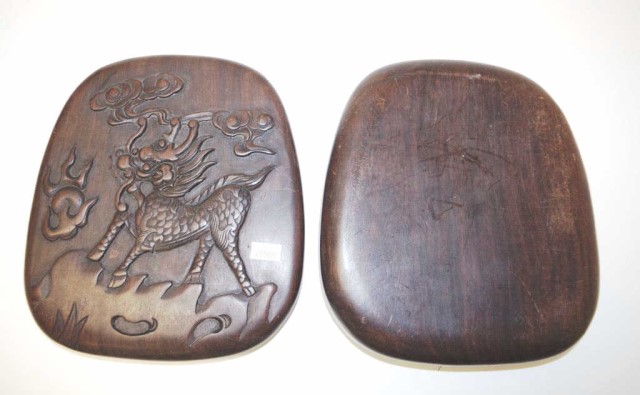 Good early Chinese rosewood cased inkstone - Image 3 of 3