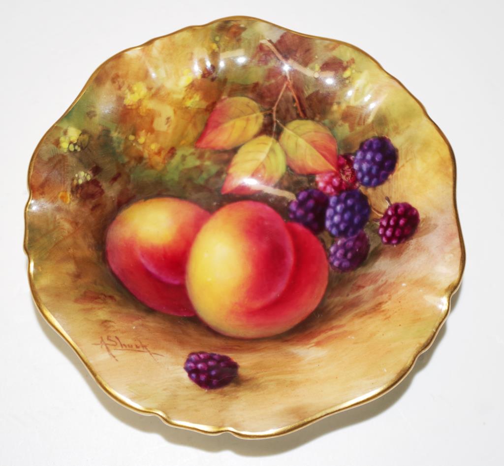 Royal Worcester handpainted fruit dish - Image 4 of 4