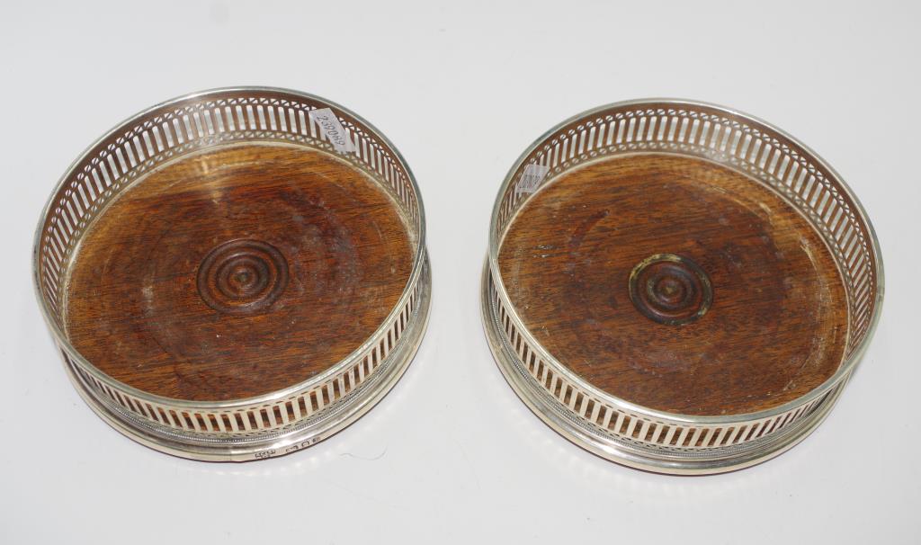 Pair hallmarked silver wine coasters - Image 2 of 3