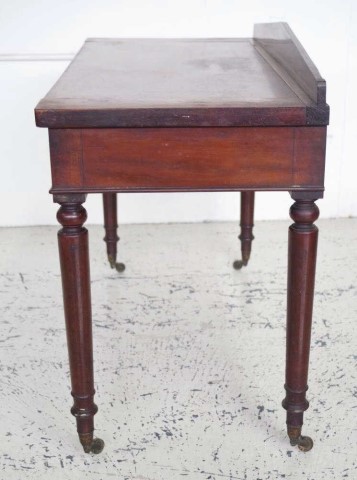 Victorian mahogany table - Image 2 of 3