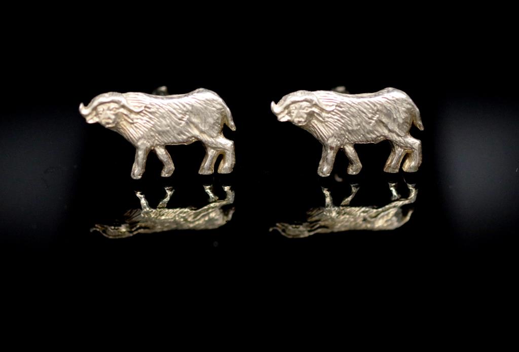 Holland & Holland water buffalo silver cufflinks - Image 3 of 3