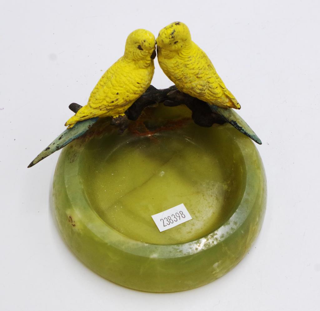 Cold painted bronze budgerigars on onyx bowl - Image 2 of 3