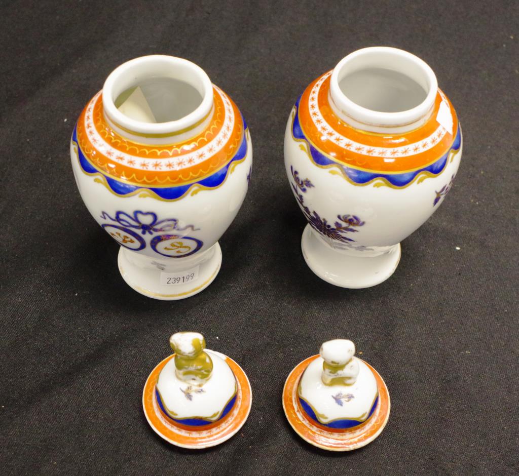 Antique pair of French porcelain lidded urns - Image 3 of 3