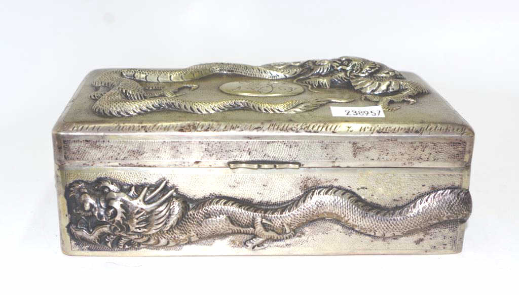 Antique Chinese silver cigarette box - Image 2 of 5