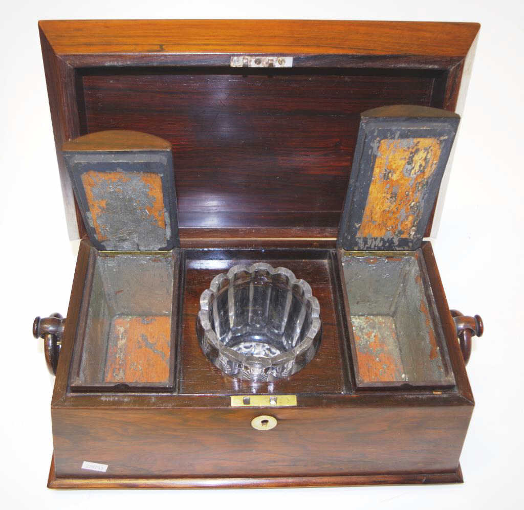 William IV rosewood tea caddy on four bun feet - Image 5 of 5