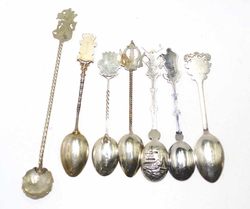 Collection of souvenir silver spoons - Image 2 of 4
