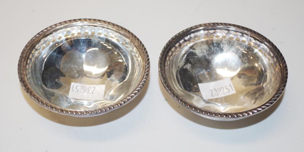 Pair of Australian sterling silver pierced dishes - Image 5 of 5