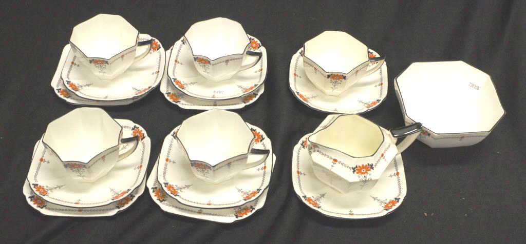 Early Shelley Queen Anne shape part tea set - Image 2 of 3