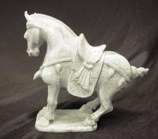 Tang style green stone horse - Image 2 of 2