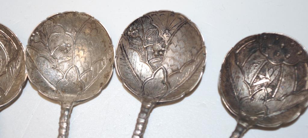 Six Chinese silver spoons - Image 2 of 4