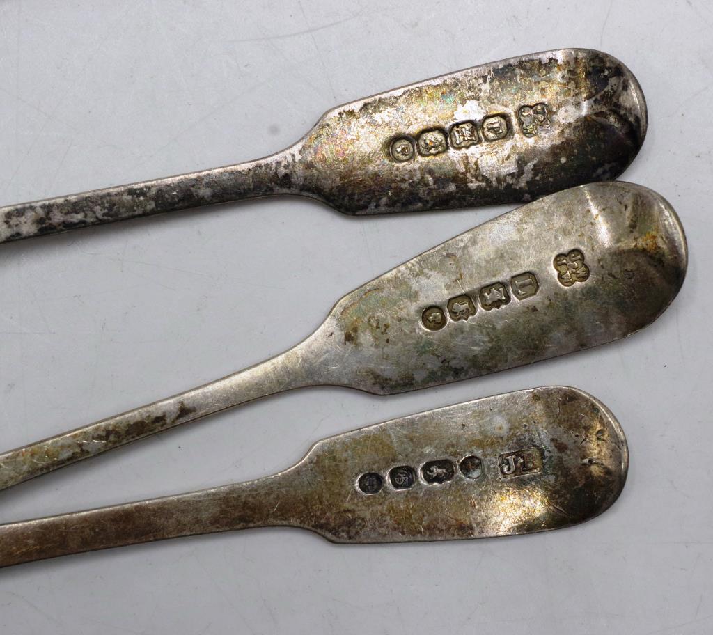 Five antique sterling silver teaspoons - Image 3 of 4