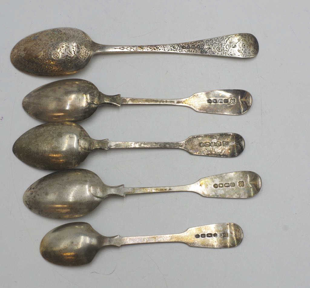 Five antique sterling silver teaspoons - Image 2 of 4