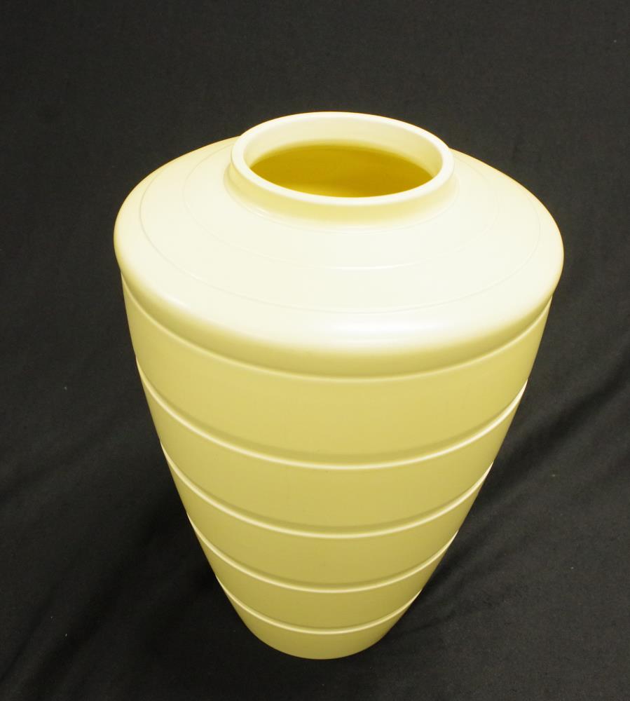 Wedgwood Keith Murray matt glazed straw vase - Image 2 of 3