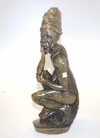 Large carved stone Shona man figure - Image 3 of 4
