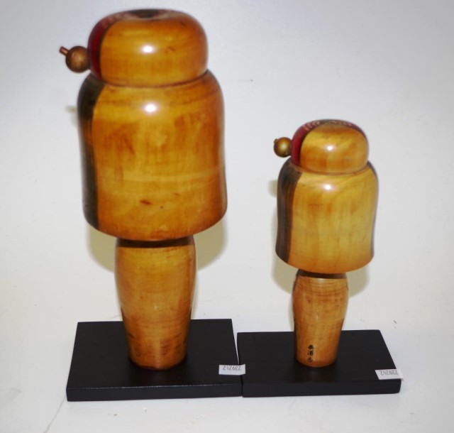 Pair of Sosaku Kokeshi dolls - Image 2 of 3