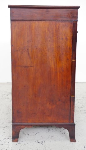 Georgian inlaid mahogany chest of drawers - Image 3 of 4